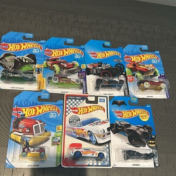 Lot of 6 Hot Wheels years 2015 to 2017 - Picture 3 of 3